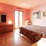 La Casetta Di Pino Apartman *